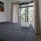 Studio Confortável e com Varanda no Alto da Boa Vista - São Paulo