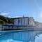 Sunshine Inn Buriani