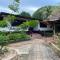 Chelles Guesthouse and Backpackers