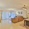 Parkside Boutique 3 BBR Serviced Apartment - Ocean Blue - Near Airport