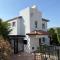 Gemütlich-modernes Ferienhaus-2 Schlafz-privater Pool-Garten-5min bis Coral Bay