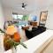 Spacious Apartment with Terrace, Pool and Beach Access