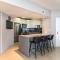 Unreal Ocean Views Modern Decor - Stunning Unit - صني آيلز بيتش