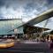 Prima Pearl - Contemporary Apartment with Balcony by Casino and MCEC