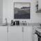 Field Street Cottages Studio - Centrally Located Luxury