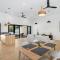 Tropical Kuranda Modern Retreat