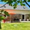 Gîte en pierre avec terrasse & jardin - Saint-Évarzec