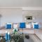 Ocean Blue Apartment & Studio