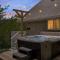 Mountain cabin tub & fireplace near Bryce Resort