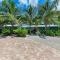 Anna Maria Island Blue Bella Bliss - Private Heated Pool - Holmes Beach