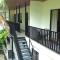 Riverside Apartments - Walk to the Beach in Santa Teresa! Newly Renovated!