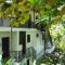 Riverside Apartments - Walk to the Beach in Santa Teresa! Newly Renovated!