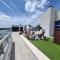 Luxury Beach Front Suite with Rooftop Pool - هوليوود