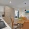 Luxury Beach Front Suite with Rooftop Pool - هوليوود