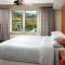 Enjoy the Vail Valley in this 2BD condo with resort amenities, pool, game room,etc - Эйвон