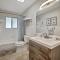 Stylish 2br 3ba with Heated Pool plus Beach Walkable - Fort Lauderdale