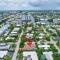 Stylish 2br 3ba with Heated Pool plus Beach Walkable - Fort Lauderdale