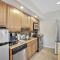 Trendy 1BR 2BA Heated Pool Short Walk to the Beach - Форт-Лодердейл