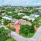 Trendy 1BR 2BA Heated Pool Short Walk to the Beach - Форт-Лодердейл