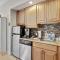 Trendy 1BR 2BA Heated Pool Short Walk to the Beach - Форт-Лодердейл