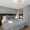 Inviting 2BR Haven in the Heart of the Suburbs - Reykjavík