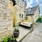 Fordview Cottage is full of Cotwolds Charm - Upper Slaughter