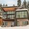 Modern Ski In-Out Home, Mid-Mountain - Truckee