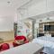 Luxurious 4-Story Beach Loft with Rooftop Perch - 洛杉矶