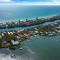 Heron Lagoon, dock, pool, the Tortuga at Siesta Key Bungalows - سيستا كي