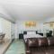 Ilikai Tower 642 Lagoon View 1BR