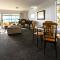 Beachfront Kapiti Sands, up to 25 guests! - 帕拉帕拉乌穆