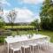 Enjoy an extra night on us! Book a 3-night stay at Mabels Cottage and pay for just 2 nights!