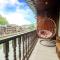 Fenghuang Ancient Town Lazy Cat Riverside Inn
