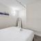 1BR CozySuites with Direct Skybridge Access #5 - انديانابوليس