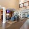 Comfort Suites Lombard - Addison