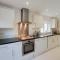 Modern, bright home in Kenley - Sanderstead