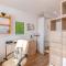 A private ROOM in a shared flat - Soukromý pokoj ve sdíleném bytě - 奥洛穆茨
