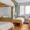 Circus Hostel