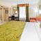 Best Western Plus Addison/Dallas Hotel