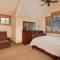 Private 3 Bedroom Townhome Located In East Keystone With Access To A Firepit, Hot Tub, And Billiards