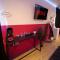 Red Room - Olympe Suites & Spa Lille, Croix, Roubaix - Croix