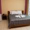 Hotel Jhor Bush