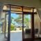 PutraLebah Amed Guest House