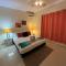 Tranquil Eagle Beach Condo, sleeps 4 to 6