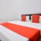Hotel O White Solitaire