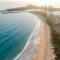 Summer Retreat 4 min drive from Moololaba Beach
