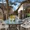 Villa Sorelle in the heart of Daylesford