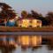 Captain's Inn at Moss Landing - Moss Landing