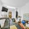 Lux 5 Bed sleeps 11, 10 mins from Wembley Stadium, Jacuzzi and Steam Shower - Harrow on the Hill