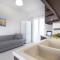Comfy Beachside Flat with Seaview 2
